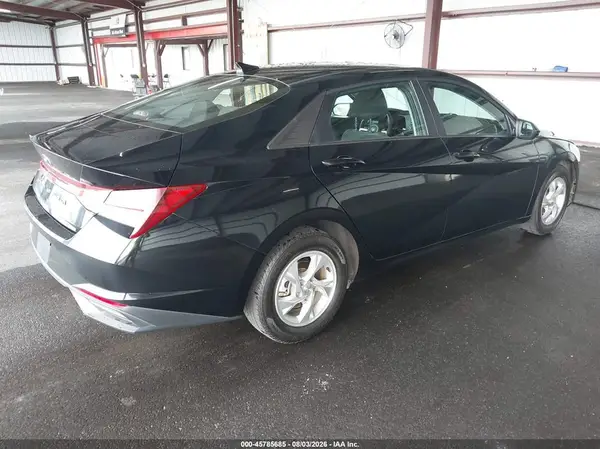 KMHLL4AG7PU531766 — 2023 Hyundai Elantra, фото 4 с аукциона IAAI 06.10.2026, Естественный износ