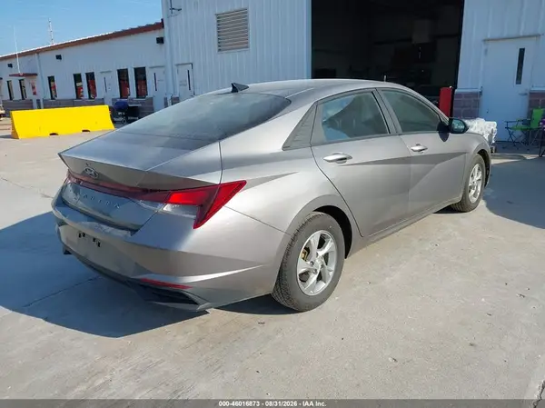 KMHLL4AGXPU550957 — 2023 Hyundai Elantra, фото 4 с аукциона IAAI 07.10.2026, Естественный износ