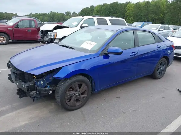 KMHLM4AG4PU440810 — 2023 Hyundai Elantra, фото 2 с аукциона IAAI, Передняя часть
