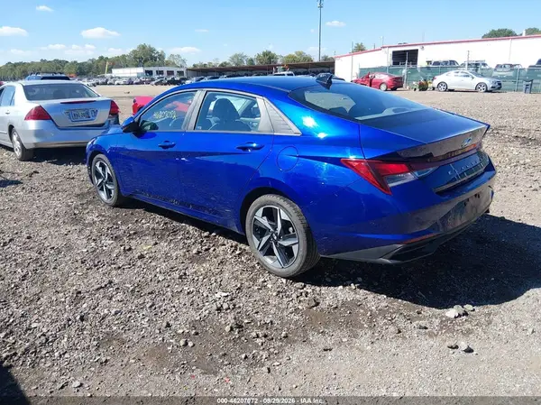 KMHLS4AG2PU405558 — 2023 Hyundai Elantra, фото 3 с аукциона IAAI, Подтопление