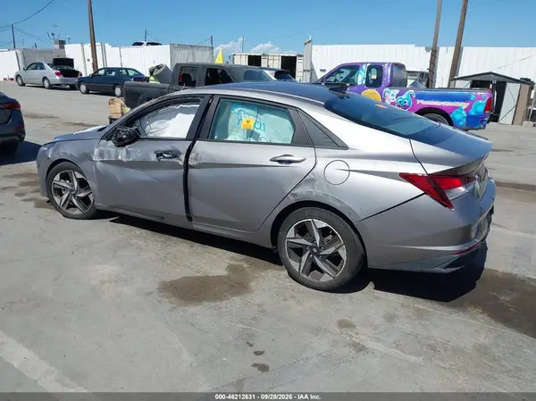 KMHLS4AG9PU571947 — 2023 Hyundai Elantra, фото 3 с аукциона IAAI, Биологическая или химическая опасность