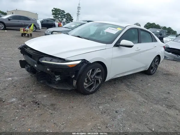KMHLS4DG8RU708956 — 2024 Hyundai Elantra, фото 2 с аукциона IAAI, Передняя часть