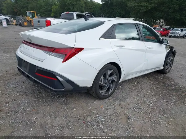 KMHLS4DG8RU708956 — 2024 Hyundai Elantra, фото 4 с аукциона IAAI, Передняя часть