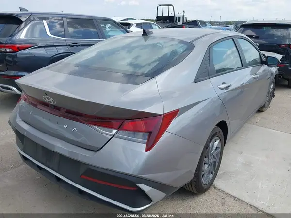 KMHLM4DG5RU784970 — 2024 Hyundai Elantra, фото 4 с аукциона IAAI, Передняя часть