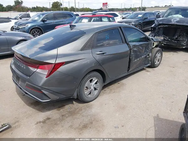 KMHLL4DG4SU089243 — 2025 Hyundai Elantra, фото 4 с аукциона IAAI, Передняя часть