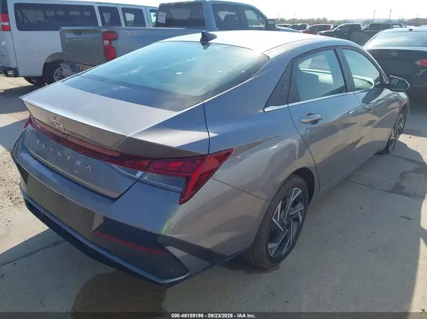 KMHLS4DG8SU861553 — 2025 Hyundai Elantra, фото 4 с аукциона IAAI 06.10.2026, Передняя часть справа