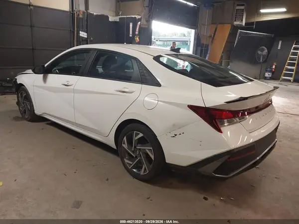 KMHLM4DG1SU095594 — 2025 Hyundai Elantra, фото 3 с аукциона IAAI, Передняя часть