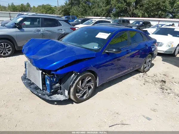 KMHLM4DG8SU048241 — 2025 Hyundai Elantra, фото 2 с аукциона IAAI, Передняя часть