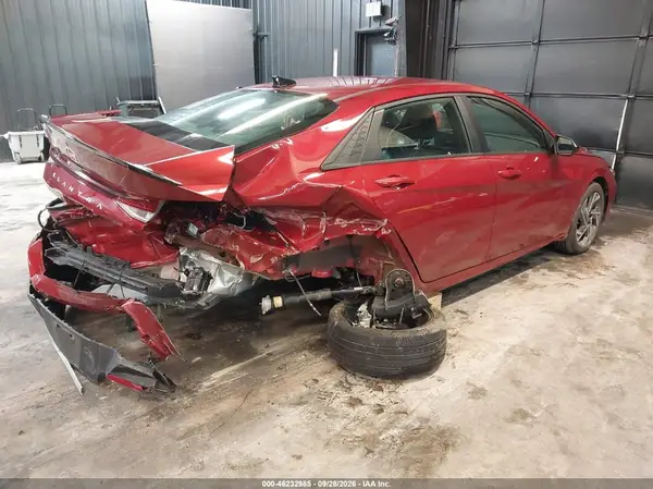 KMHLM4DG9SU933810 — 2025 Hyundai Elantra, фото 4 с аукциона IAAI, Передняя и задняя части