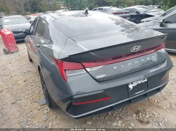 KMHLS4DG5TU224217 — 2026 Hyundai Elantra, фото 3 с аукциона IAAI, Передняя часть