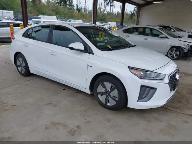 KMHC65LC8LU210384 — 2020 Hyundai Ioniq Hybrid Blue, Задняя часть слева (Left Rear), фото до ремонта