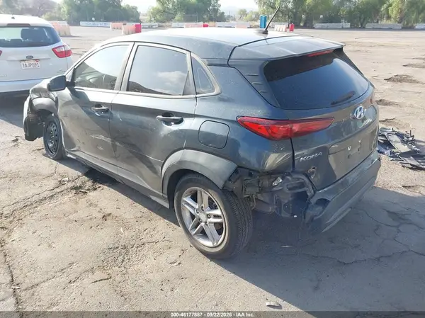 KM8K12AA8JU156527 — 2018 Hyundai Kona, фото 3 с аукциона IAAI 13.10.2026, Естественный износ