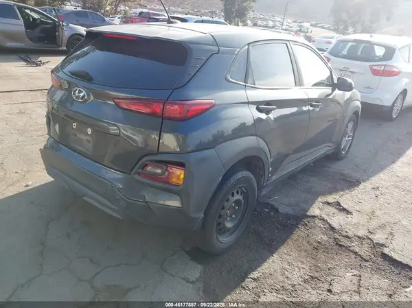 KM8K12AA8JU156527 — 2018 Hyundai Kona, фото 4 с аукциона IAAI 13.10.2026, Естественный износ