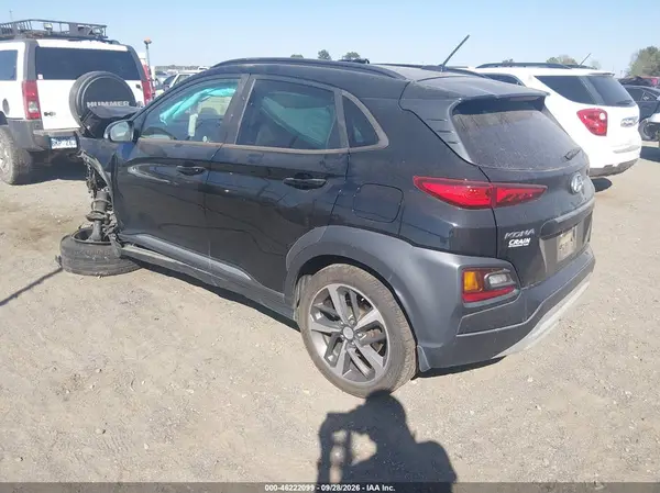 KM8K33A53JU153862 — 2018 Hyundai Kona, фото 3 с аукциона IAAI, Передняя часть слева