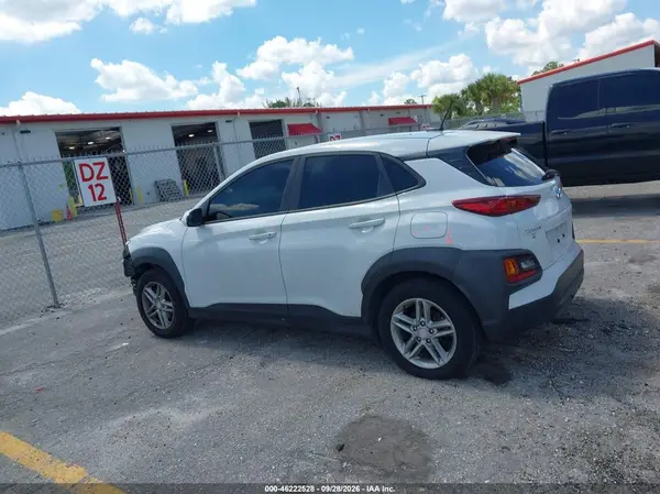 KM8K12AA1LU446286 — 2020 Hyundai Kona, фото 3 с аукциона IAAI, Передняя часть