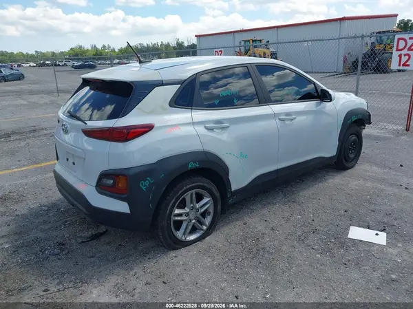 KM8K12AA1LU446286 — 2020 Hyundai Kona, фото 4 с аукциона IAAI, Передняя часть