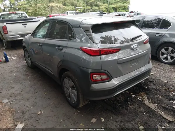 KM8K53AG4MU106856 — 2021 Hyundai Kona, фото 3 с аукциона IAAI, Передняя часть