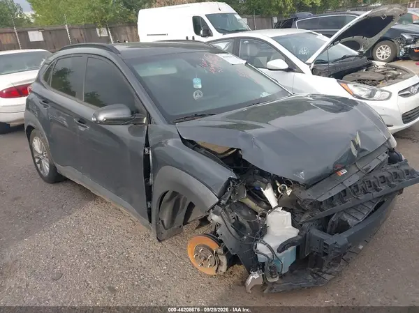 KM8K22AA6MU603857 — 2021 Hyundai Kona, Передняя часть (Front & Rear), фото до ремонта