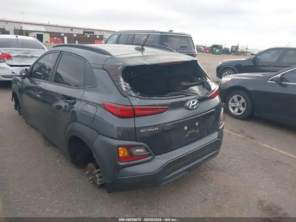 KM8K22AA6MU603857 — 2021 Hyundai Kona, фото 3 с аукциона IAAI, Передняя и задняя части