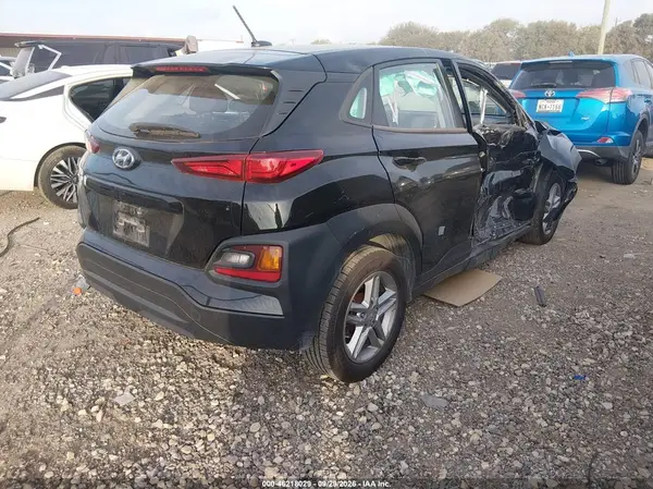 KM8K12AA2MU641427 — 2021 Hyundai Kona, фото 4 с аукциона IAAI, Правый бок