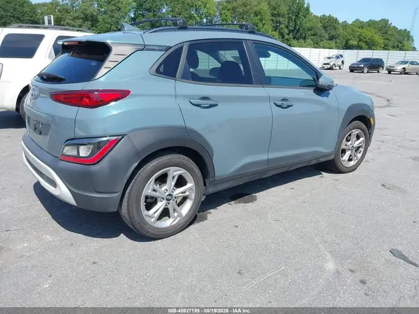 KM8K62AB1NU828878 — 2022 Hyundai Kona, фото 4 с аукциона IAAI 30.09.2026, Естественный износ