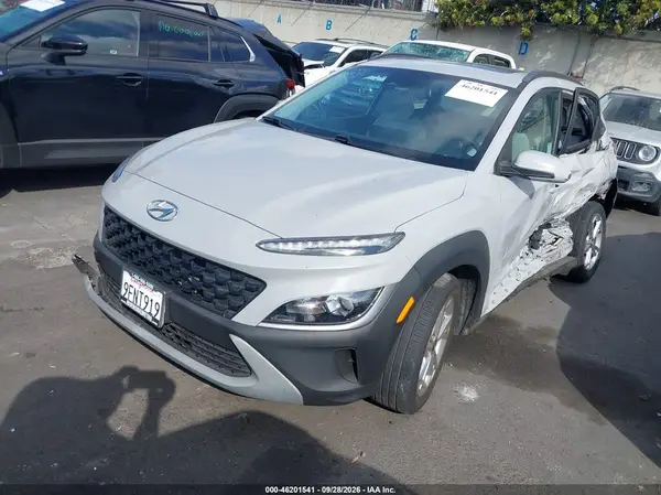 KM8K32AB1PU961989 — 2023 Hyundai Kona, фото 2 с аукциона IAAI, LEFT & RIGHT SIDE