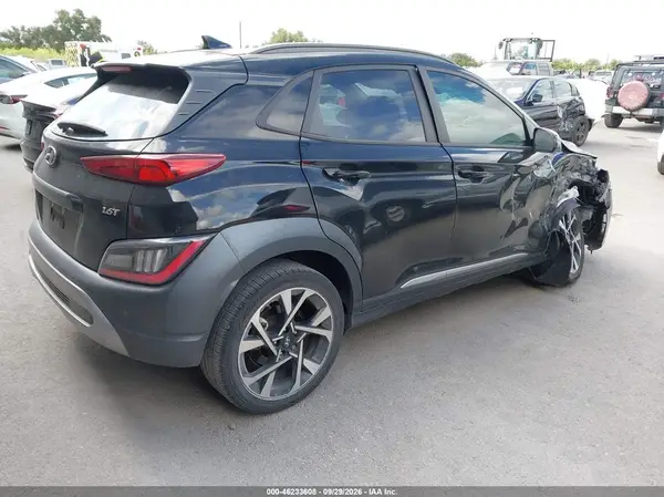 KM8K53A36PU005772 — 2023 Hyundai Kona, фото 4 с аукциона IAAI, Правый бок