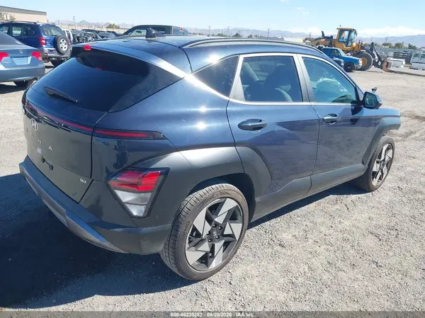 KM8HE3A30TU456782 — 2026 Hyundai Kona, фото 4 с аукциона IAAI, Передняя часть справа
