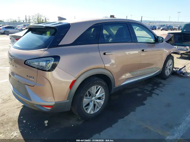 KM8J74A63MU017167 — 2021 Hyundai Nexo Blue, фото 4 с аукциона IAAI 30.09.2026, Передняя часть