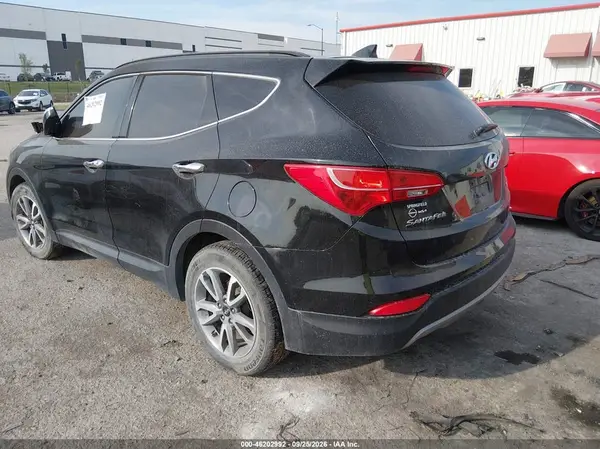 5XYZUDLA1GG361183 — 2016 Hyundai Santa FE, фото 3 с аукциона IAAI, Пожар двигателя
