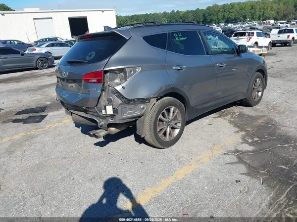 5XYZU3LA9GG320679 — 2016 Hyundai Santa FE, фото 4 с аукциона IAAI, Задняя часть
