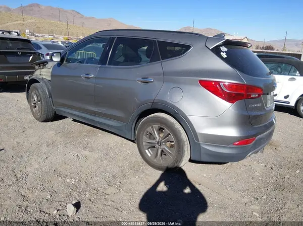 5XYZUDLB6GG370289 — 2016 Hyundai Santa FE, фото 3 с аукциона IAAI, Передняя часть