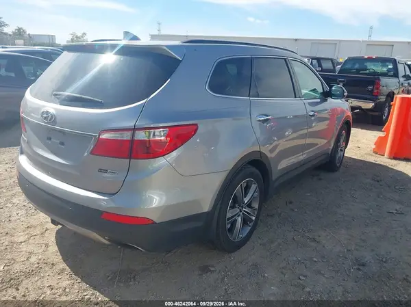 KM8SRDHF4GU139965 — 2016 Hyundai Santa FE, фото 4 с аукциона IAAI 13.10.2026, Естественный износ