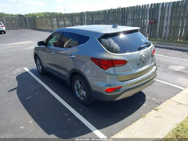 5NMZTDLBXHH038964 — 2017 Hyundai Santa FE, фото 3 с аукциона IAAI 05.10.2026, Естественный износ