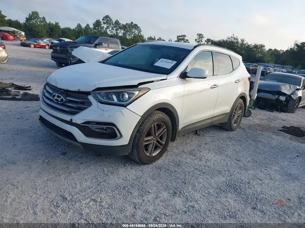 5XYZU3LB0HG435701 — 2017 Hyundai Santa FE, фото 2 с аукциона IAAI, Передняя часть