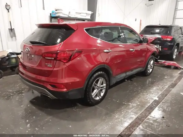 5XYZTDLB3HG440321 — 2017 Hyundai Santa FE, фото 4 с аукциона IAAI, Передняя часть