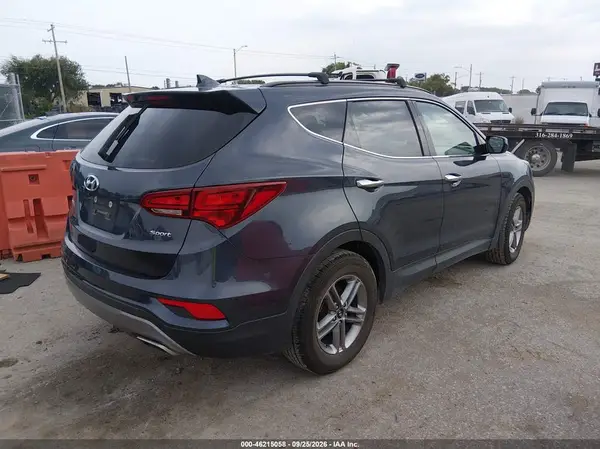 5NMZU3LB9HH026294 — 2017 Hyundai Santa FE, фото 4 с аукциона IAAI, Задняя часть слева