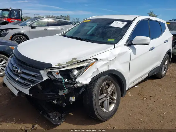 5XYZT3LB5HG405077 — 2017 Hyundai Santa FE, фото 2 с аукциона IAAI, Передняя часть