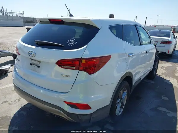 2018 HYUNDAI SANTA FE VIN 5NMZT3LB7JH065703 фото 4
