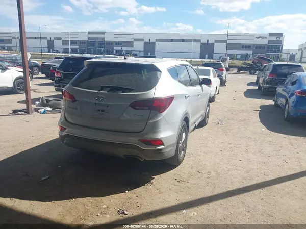 5XYZT3LB0JG572873 — 2018 Hyundai Santa FE, фото 4 с аукциона IAAI, Передняя часть