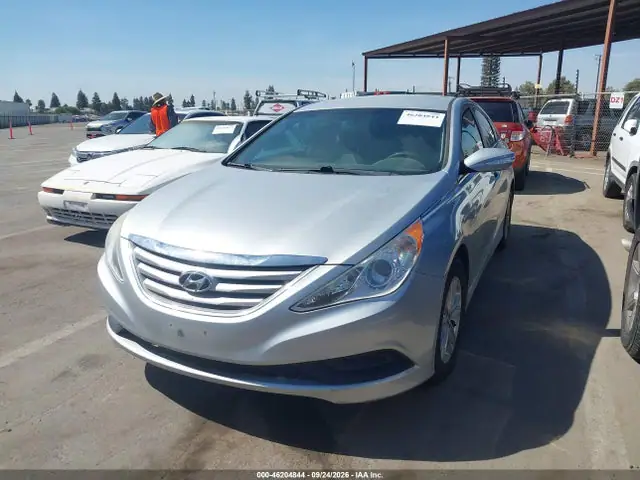 5NPEB4AC2EH933828 — 2014 Hyundai Sonata GLS, фото 2 с аукциона IAAI 13.10.2026, Естественный износ