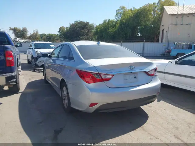 5NPEB4AC2EH933828 — 2014 Hyundai Sonata GLS, фото 3 с аукциона IAAI 13.10.2026, Естественный износ