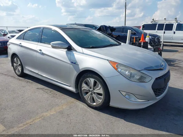 2015 Hyundai Sonata Hybrid Limited VIN KMHEC4A44FA119092 фото 1