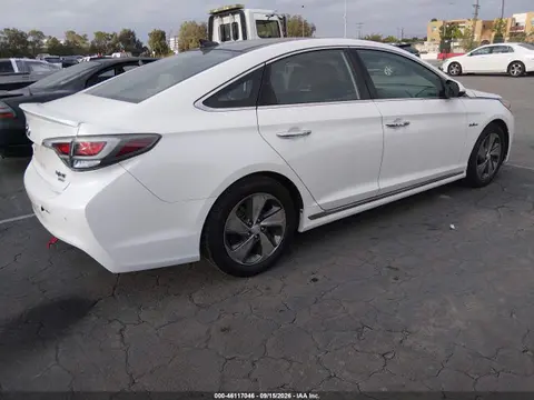2016 Hyundai Sonata Hybrid Limited VIN KMHE34L11GA030701 фото 4