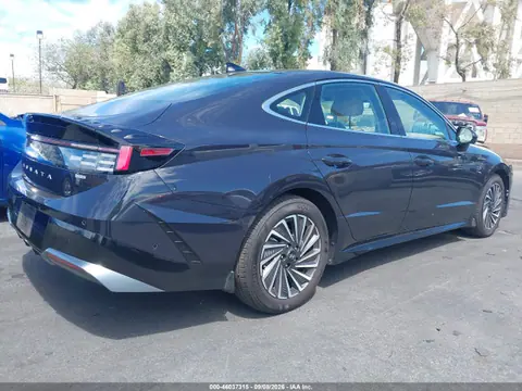 2025 Hyundai Sonata Hybrid Limited VIN KMHL54JJ6SA115109 фото 4