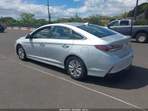 2018 Hyundai Sonata Hybrid Se VIN KMHE24L39JA083982 фото 3