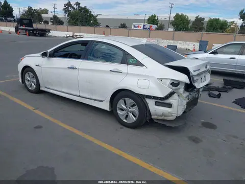 2014 Hyundai SONATA HYBRID VIN KMHEC4A42EA108221 фото 3