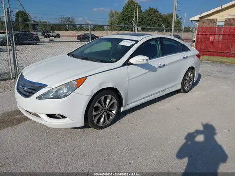 2014 Hyundai SONATA SE VIN 5NPEC4AC3EH827160 фото 2