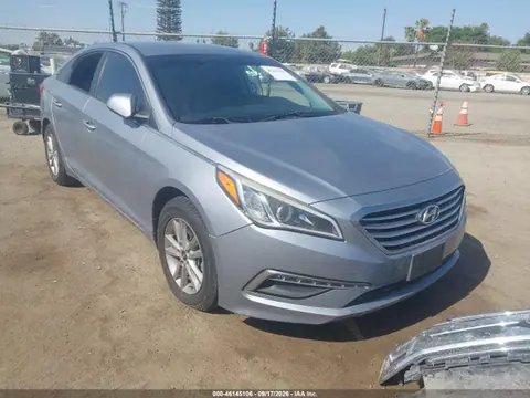 5NPE24AF2FH152898 — 2015 Hyundai Sonata SE, Вандализм (Vandalized), фото до ремонта