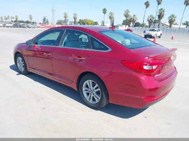5NPE24AF6FH190425 — 2015 Hyundai Sonata SE, фото 3 с аукциона IAAI 06.10.2026, Естественный износ